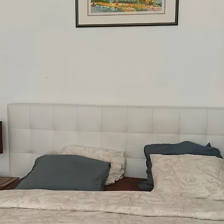 Bb Des Arcs Bed and Breakfast *